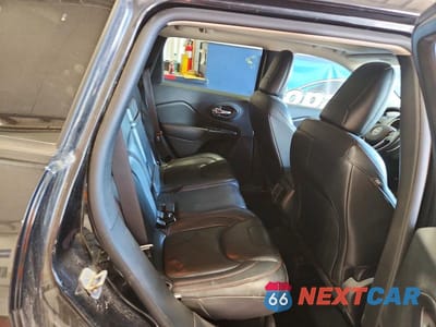 Zdjęcie 11 z 12 samochodu: 2014 JEEP CHEROKEE TRAILHAWK VIN:1C4PJMBS3EW131333 - miniatura