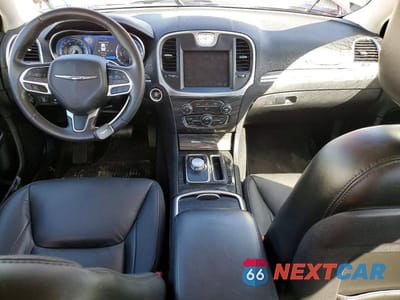 Zdjęcie 8 z 12 samochodu: 2020 CHRYSLER 300 TOURING VIN:2C3CCAAG1LH173679 - miniatura