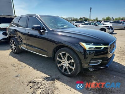 Czwarte zdjęcie samochodu z boku: 2021 VOLVO XC60 T5 INSCRIPTION VIN:YV4102RL0M1709974 - miniatura