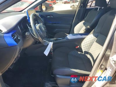 Zdjęcie 7 z 11 samochodu: 2020 TOYOTA C-HR XLE VIN:JTNKHMBX7L1091040 - miniatura