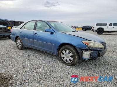 Czwarte zdjęcie samochodu z boku: 2003 TOYOTA CAMRY LE VIN:4T1BE32K23U731175 - miniatura