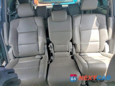 Zdjęcie 10 z 13 samochodu: 2015 HONDA ODYSSEY TOURING VIN:5FNRL5H99FB027898 - miniatura