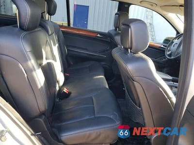 Zdjęcie 11 z 13 samochodu: 2008 MERCEDES-BENZ GL 320 CDI VIN:4JGBF22E88A313200 - miniatura