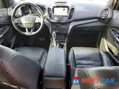 Zdjęcie 8 z 13 samochodu: 2018 FORD ESCAPE SEL VIN:1FMCU9HD8JUB52126 - miniatura
