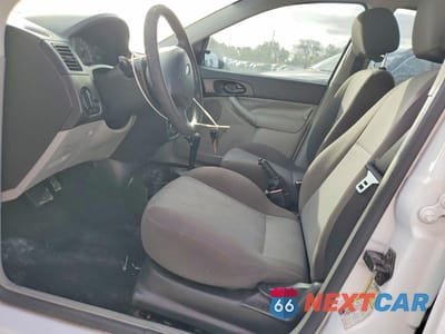 Zdjęcie 7 z 12 samochodu: 2007 FORD FOCUS ZX5 VIN:1FAFP37N27W256338 - miniatura