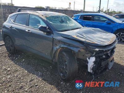 Czwarte zdjęcie samochodu z boku: 2026 HYUNDAI KONA SEL SPORT VIN:KM8HF3ABXTU424264 - miniatura