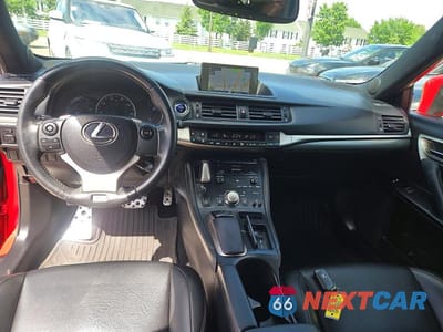 Zdjęcie 9 z 14 samochodu: 2014 LEXUS CT 200 VIN:JTHKD5BH5E2175934 - miniatura