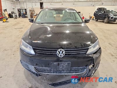 Piąte zdjęcie samochodu w środku: 2014 VOLKSWAGEN JETTA SE VIN:3VWD17AJ9EM419934 - miniatura