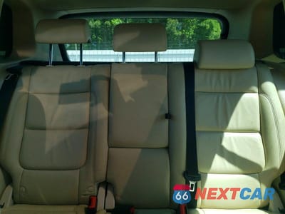 Zdjęcie 10 z 13 samochodu: 2011 VOLKSWAGEN TIGUAN S VIN:WVGAV7AX2BW000832 - miniatura