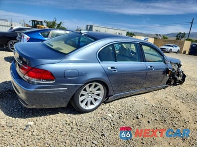 Trzecie zdjęcie samochodu z tyłu: 2007 BMW 750 VIN:WBAHN83557DT70175 - miniatura
