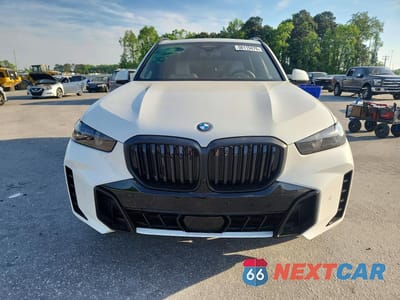 Piąte zdjęcie samochodu w środku: 2025 BMW X5 XDRIVE40I VIN:5UX23EU00S9X63706 - miniatura