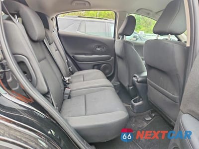 Zdjęcie 10 z 12 samochodu: 2019 HONDA HR-V LX VIN:3CZRU6H35KG704295 - miniatura