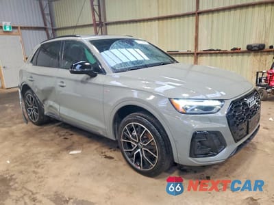 Czwarte zdjęcie samochodu z boku: 2021 AUDI Q5 TECHNIK VIN:WA1FAAFY8M2072112 - miniatura