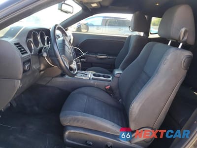 Zdjęcie 7 z 13 samochodu: 2012 DODGE CHALLENGER SXT VIN:2C3CDYAG7CH246771 - miniatura