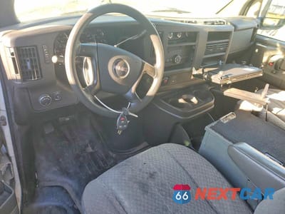 Zdjęcie 8 z 13 samochodu: 2008 GMC SAVANA 2500 UTILITY / SERVICE VAN VIN:1GTGG25CX81182384 - miniatura