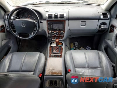 Zdjęcie 8 z 13 samochodu: 2000 MERCEDES-BENZ ML 430 VIN:4JGAB72E3YA208889 - miniatura