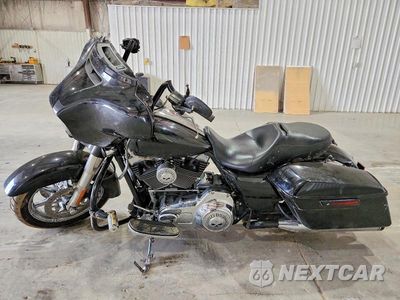 Trzecie zdjęcie samochodu z tyłu: 2016 HARLEY DAVIDSON FLHXS STREET GLIDE SPECIAL VIN:1HD1KRM14GB654549 - miniatura