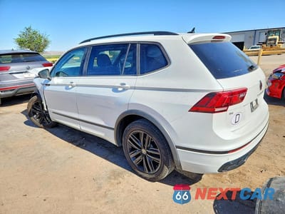 Drugie zdjęcie samochodu z przodu: 2022 VOLKSWAGEN TIGUAN SE R-LINE BLACK VIN:3VVCB7AX3NM110283 - miniatura