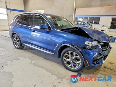 Czwarte zdjęcie samochodu z boku: 2020 BMW X3 SDRIVE30I VIN:5UXTY3C07L9D65117 - miniatura