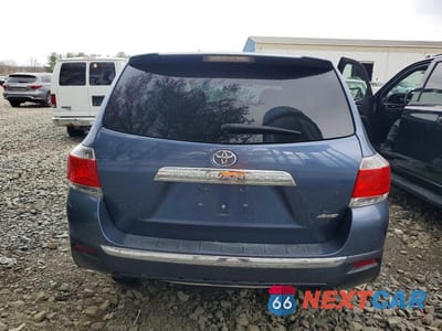 Zdjęcie 6 z 12 samochodu: 2013 TOYOTA HIGHLANDER BASE VIN:5TDBK3EH8DS255906 - miniatura