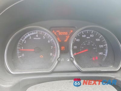 Zdjęcie 9 z 12 samochodu: 2019 NISSAN VERSA NOTE S VIN:3N1CE2CP9KL360816 - miniatura