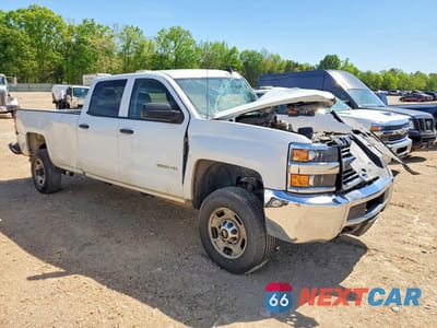 Czwarte zdjęcie samochodu z boku: 2017 CHEVROLET SILVERADO C2500 HEAVY DUTY VIN:1GC1CUEG7HF167652 - miniatura