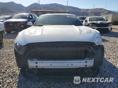 Piąte zdjęcie samochodu w środku: 2016 FORD MUSTANG GT VIN:1FA6P8CF9G5268682 - miniatura