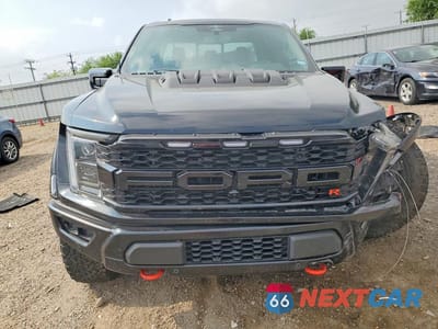 Piąte zdjęcie samochodu w środku: 2023 FORD F150 RAPTOR VIN:1FTFW1RJ1PFC54334 - miniatura