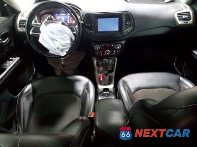 Zdjęcie 8 z 14 samochodu: 2020 JEEP COMPASS LATITUDE VIN:3C4NJDBB4LT219625 - miniatura