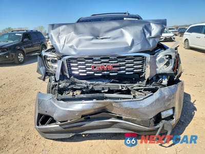 Piąte zdjęcie samochodu w środku: 2018 GMC YUKON DENALI VIN:1GKS1CKJ8JR312601 - miniatura