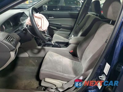 Zdjęcie 7 z 13 samochodu: 2010 HONDA ACCORD LX VIN:1HGCP2F31AA136737 - miniatura