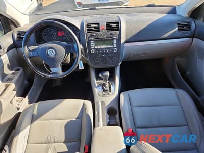 Zdjęcie 8 z 12 samochodu: 2009 VOLKSWAGEN JETTA SE VIN:3VWRZ71K69M130393 - miniatura