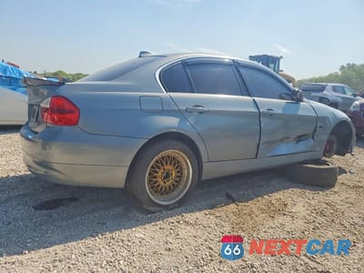 Trzecie zdjęcie samochodu z tyłu: 2006 BMW 330 I VIN:WBAVB33506KR77495 - miniatura