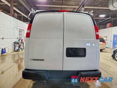 Zdjęcie 6 z 14 samochodu: 2018 CHEVROLET EXPRESS 2500 CARGO UTILITY / SERVICE VAN VIN:1GCWGAFG4J1338884 - miniatura