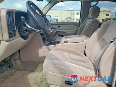 Zdjęcie 7 z 12 samochodu: 2003 CHEVROLET TAHOE C1500 VIN:1GNEC13Z03R180018 - miniatura