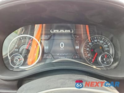 Zdjęcie 9 z 12 samochodu: 2023 RAM 2500 LARAMIE VIN:3C6UR5NL7PG617383 - miniatura