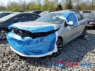 2017 VOLVO S60 DYNAMIC YV140MTLXH2428540 - główne zdjęcie licytacji z USA - miniatura