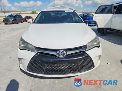 Piąte zdjęcie samochodu w środku: 2015 TOYOTA CAMRY SE VIN:4T1BF1FK9FU496757 - miniatura