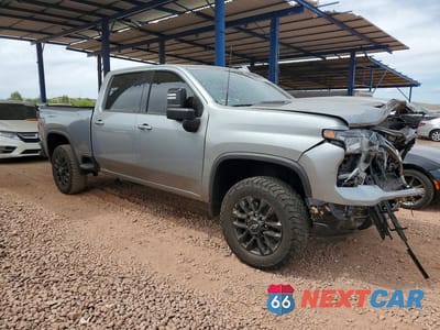 Czwarte zdjęcie samochodu z boku: 2025 CHEVROLET SILVERADO K3500 LTZ VIN:2GC4KUEY0S1103489 - miniatura