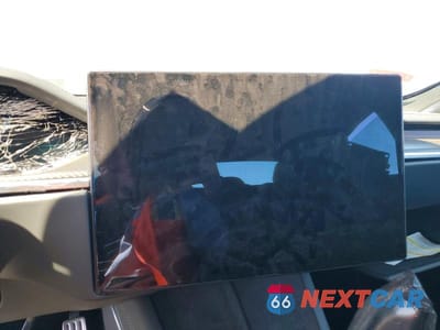 Zdjęcie 9 z 12 samochodu: 2023 TESLA MODEL S VIN:5YJSA1E68PF499666 - miniatura
