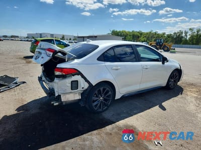 Trzecie zdjęcie samochodu z tyłu: 2023 TOYOTA COROLLA SE VIN:5YFS4MCE6PP148553 - miniatura