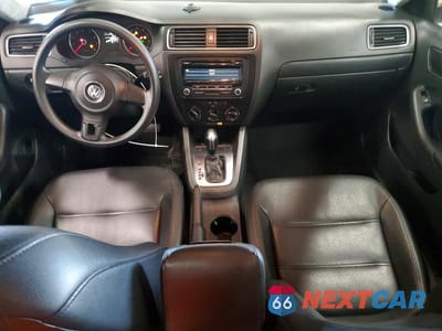 Zdjęcie 8 z 11 samochodu: 2014 VOLKSWAGEN JETTA SE VIN:3VWD17AJ4EM293868 - miniatura