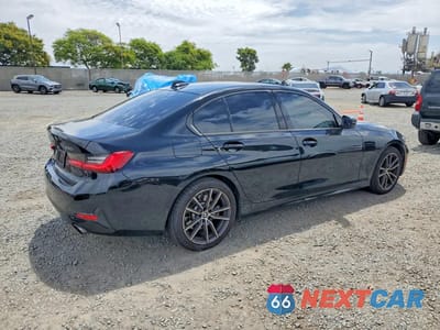 Trzecie zdjęcie samochodu z tyłu: 2019 BMW 330I VIN:WBA5R1C5XKAJ98833 - miniatura