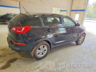 Trzecie zdjęcie samochodu z tyłu: 2011 KIA SPORTAGE LX VIN:KNDPBCA25B7068136 - miniatura