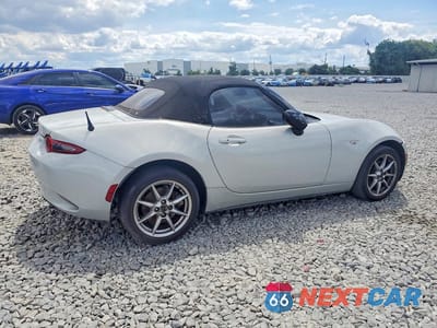 Trzecie zdjęcie samochodu z tyłu: 2016 MAZDA MX-5 MIATA SPORT VIN:JM1NDAB78G0105163 - miniatura