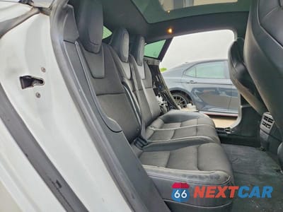 Zdjęcie 10 z 12 samochodu: 2018 TESLA MODEL S VIN:5YJSA1E29JF268778 - miniatura