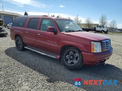Czwarte zdjęcie samochodu z boku: 2005 CADILLAC ESCALADE ESV VIN:3GYFK66N95G183339 - miniatura