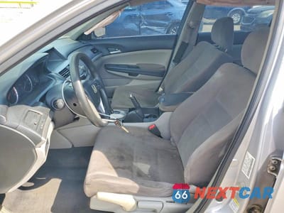 Zdjęcie 7 z 13 samochodu: 2011 HONDA ACCORD LX VIN:1HGCP2F33BA136952 - miniatura