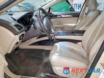 Zdjęcie 7 z 12 samochodu: 2018 LINCOLN MKZ PREMIERE VIN:3LN6L5A9XJR615924 - miniatura