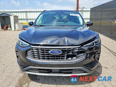 Piąte zdjęcie samochodu w środku: 2025 FORD ESCAPE PLATINUM VIN:1FMCU0JZ0SUA40407 - miniatura